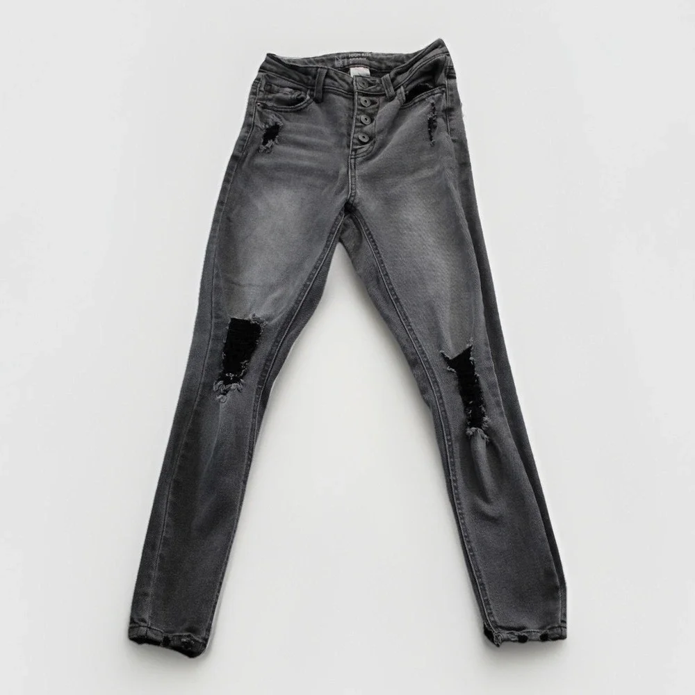 No Boundaries Juniors High Rise Skinny Jeans Size 3 Gray Distressed Stretch